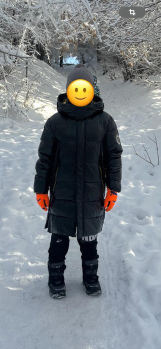 Продам куртку на 10-11 -12 лет