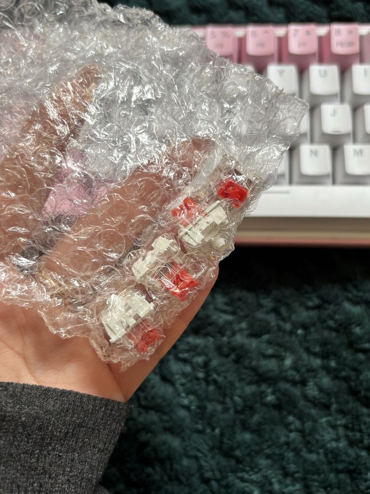 Механична клавиатура Redragon - Fizz Pro, red switches, 60% в розово