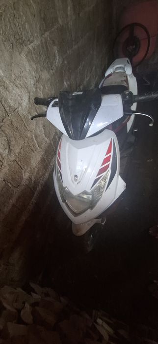 Vând scuter kaway 80cc