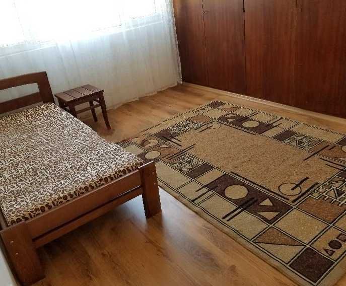 Дава се под наем Тристаен апартамент в Пловдив, Център - 86 кв.м за 300 € - Снимка #3