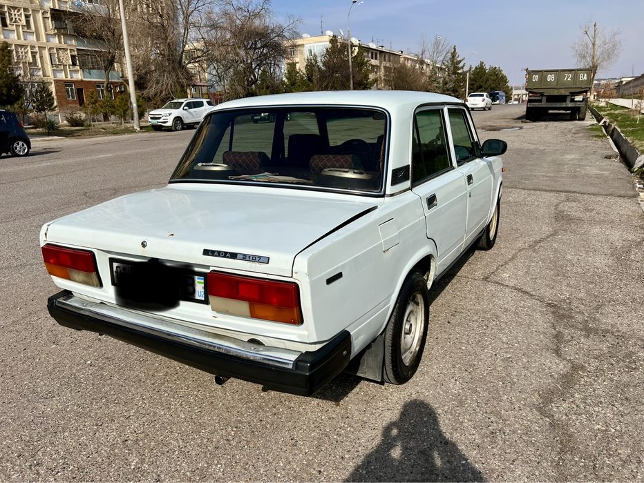 Ваз 2107 ок ранг 2003 йил  метан газ