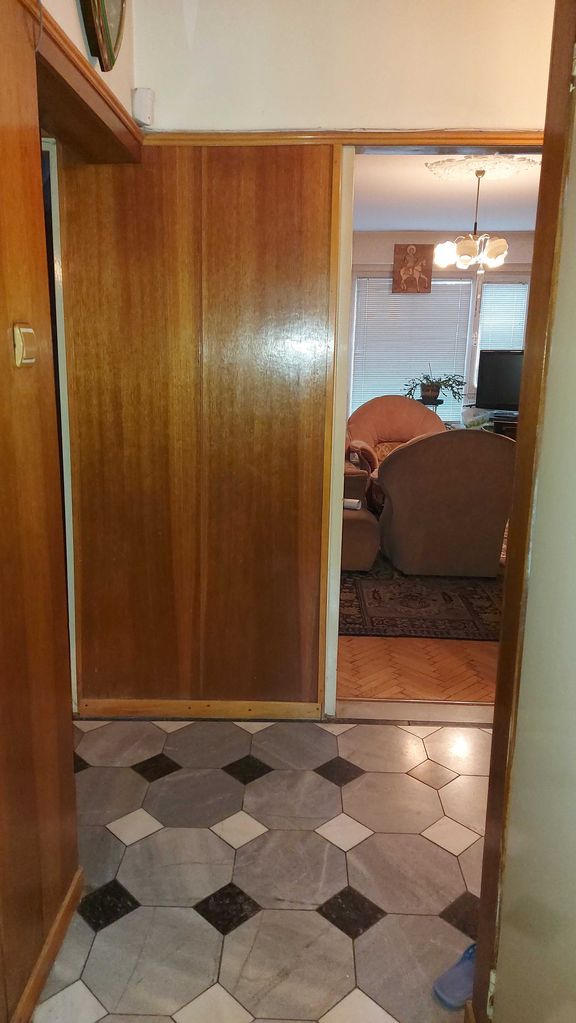 Дава се под наем Тристаен апартамент в София, Център - 88 кв.м за 179000 € - Снимка #12