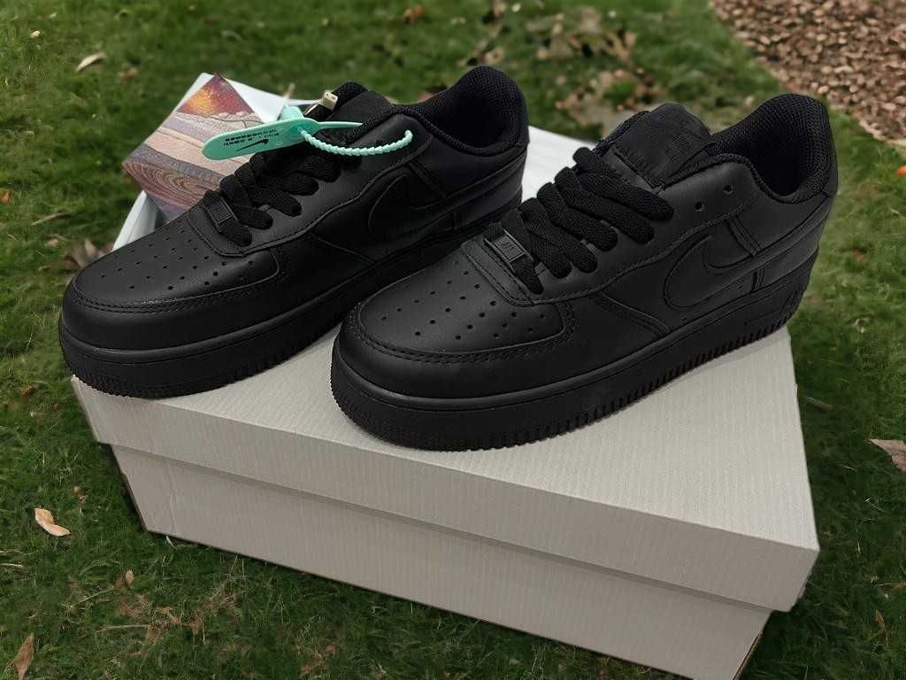 Adidasi Nike Air Force 1 Black / Noi cu eticheta