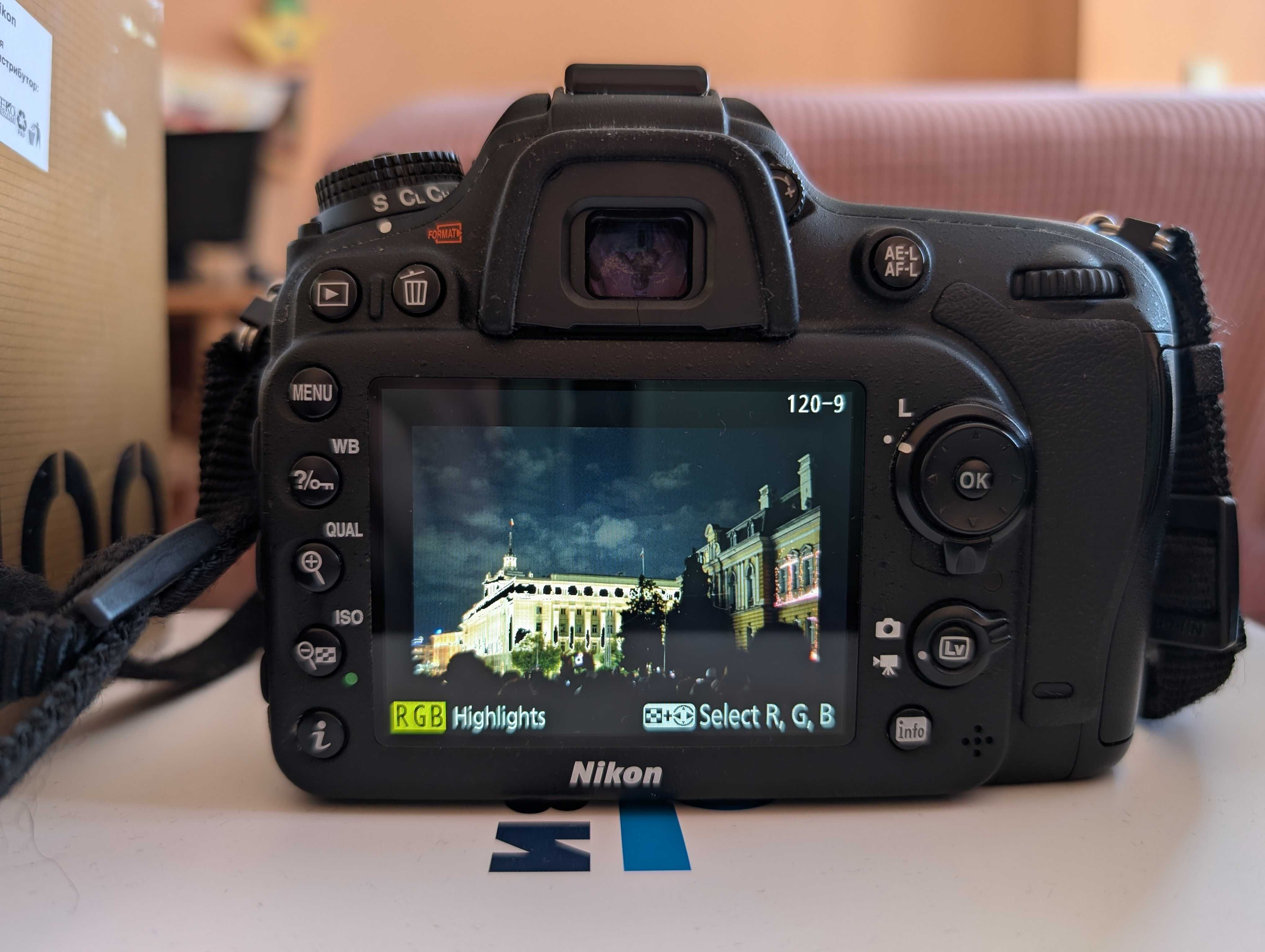 Nikon D7100 с обектив Nikkor 35 1.8g