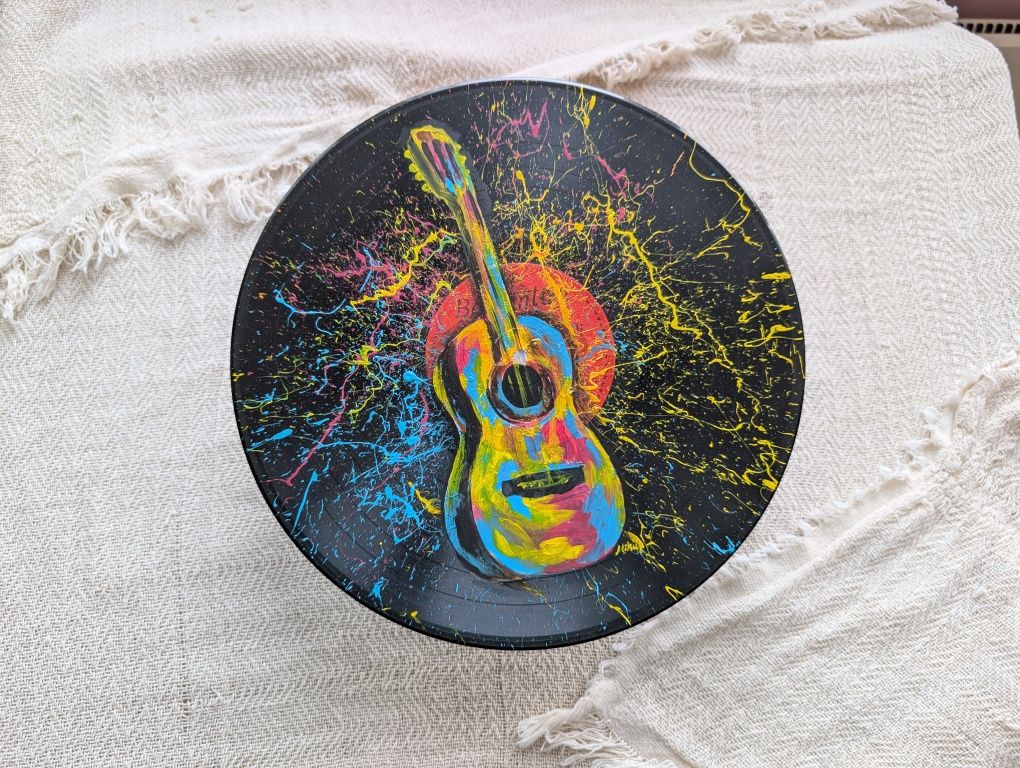 Грамофонни плочи с рисунки
