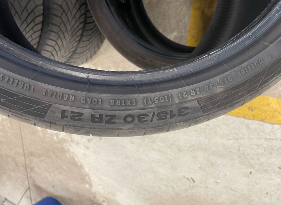 Continental 275/35/21 315/30/21 XL FR ND0 CSC 5P