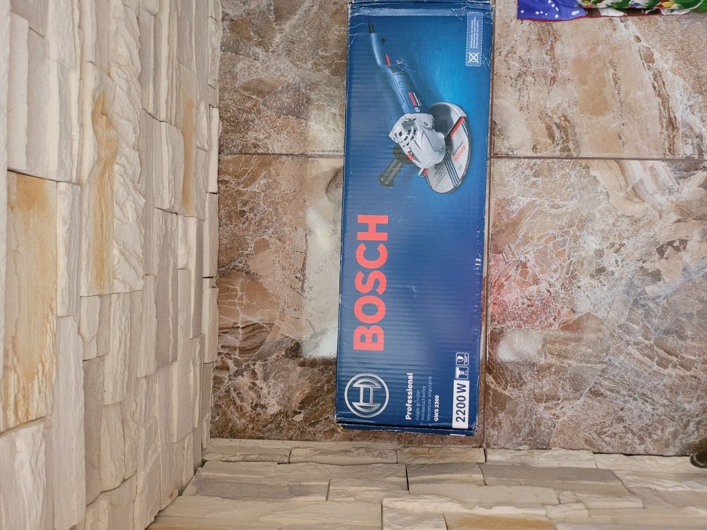 Polizor unghiular GWS 2200 PROFESSIONAL Bosch