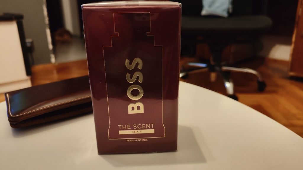 Vând Hugo Boss The Scent Elixir 100 ml