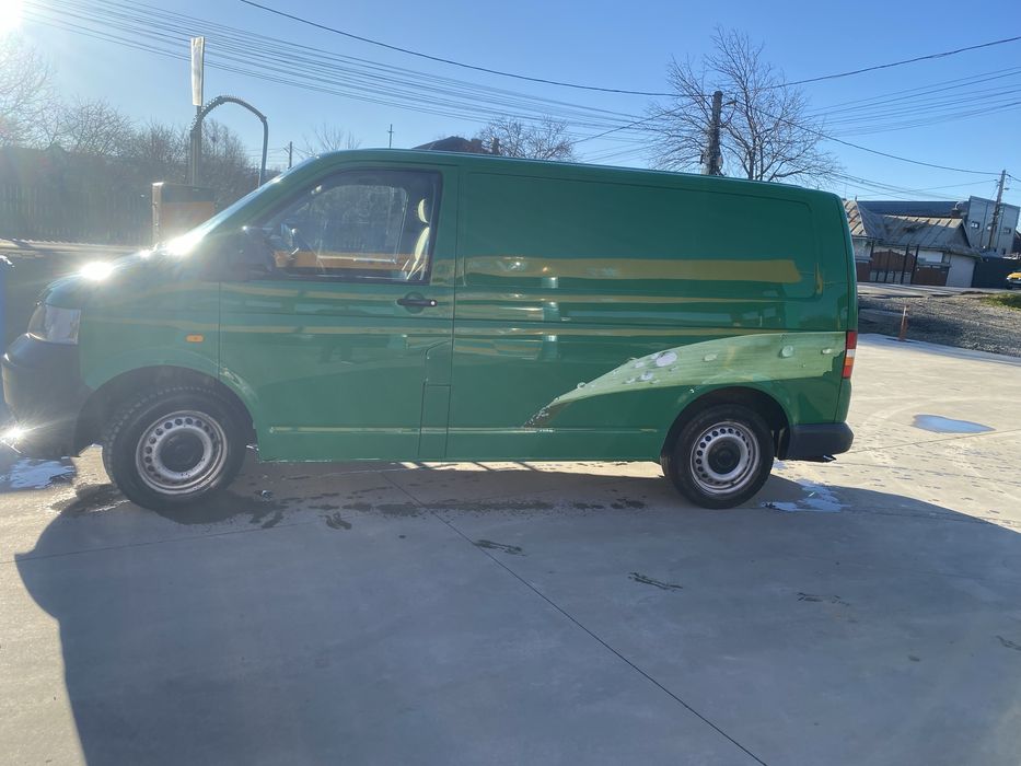 Volkswagen T5 Fiscal se oferă pe loc
