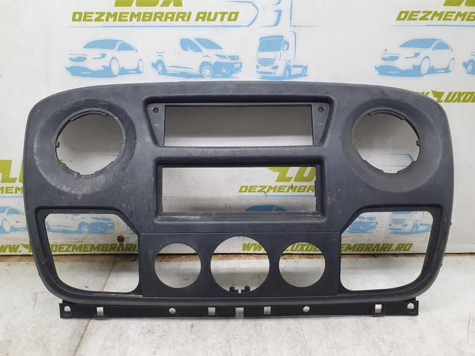 Grila centrala bord 682600025r Renault Master 3 [2010 - 2015] 2.3 dci
