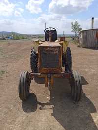 Трактор с касилкой