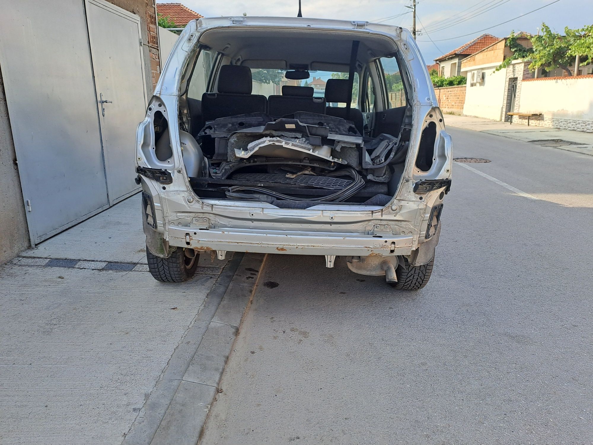 Тойота Корола Версо 2,0 D4D