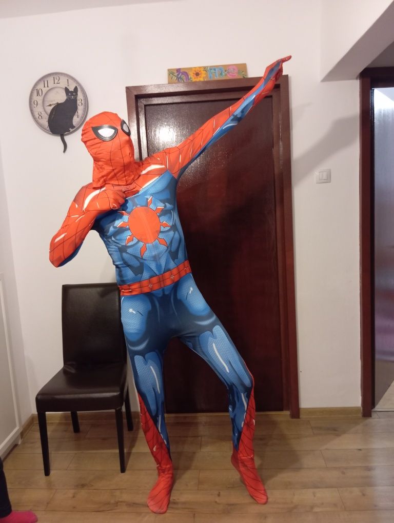 Costum adult spiderman