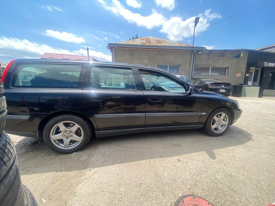 Volvo V70 2.4 D5 diesel 2003
