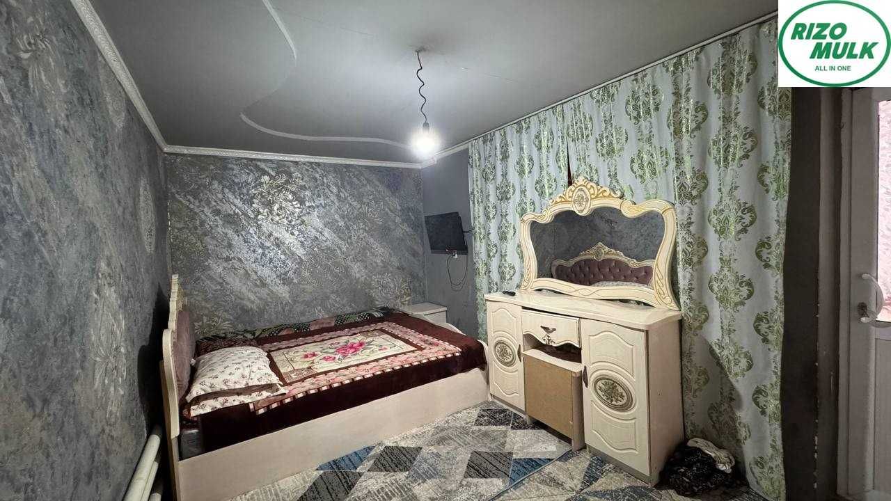 Ёш ленинчида файзли ховли сотилади. NR494/164