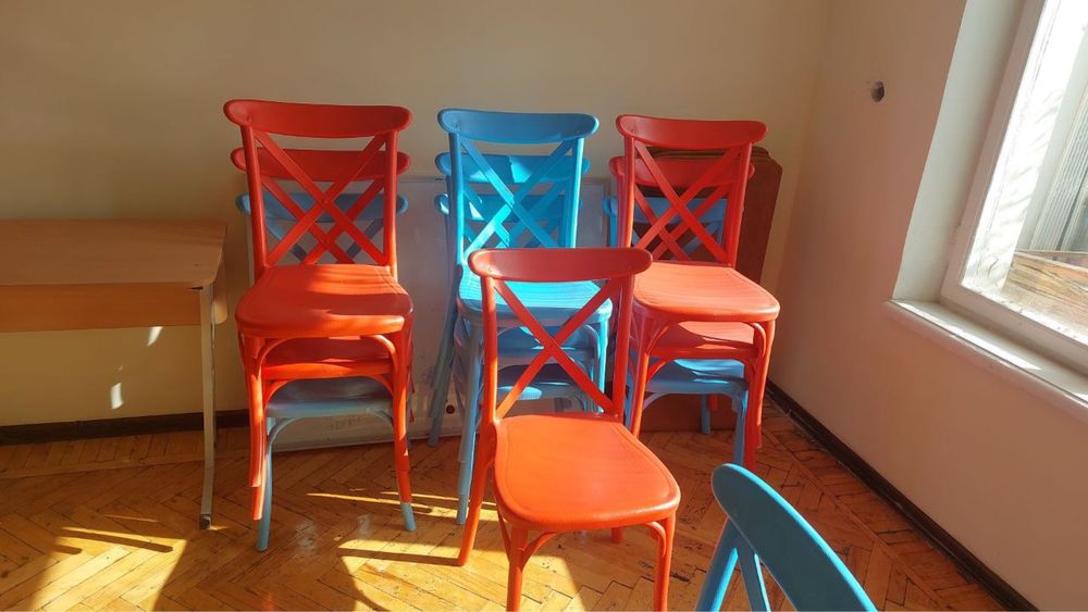 детские стулья СРОЧНО продам