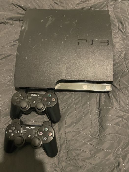 Playstation 3 slim с два джойстика