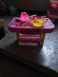 Розова малка детска кухня