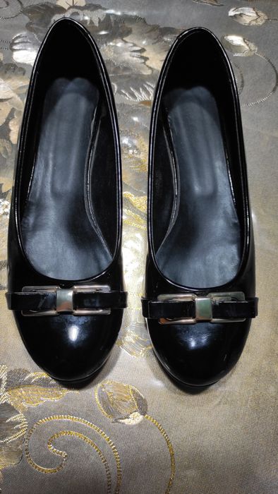 Туфли чëрные женские