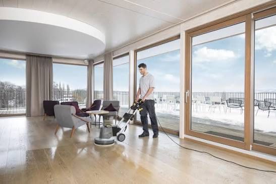 * Karcher BDS 33 поломоечная машина для ковров брусчатки кафеля мрамор