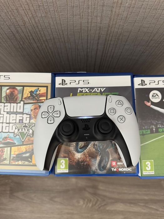 PS5 Slim 1TB + 3 игри