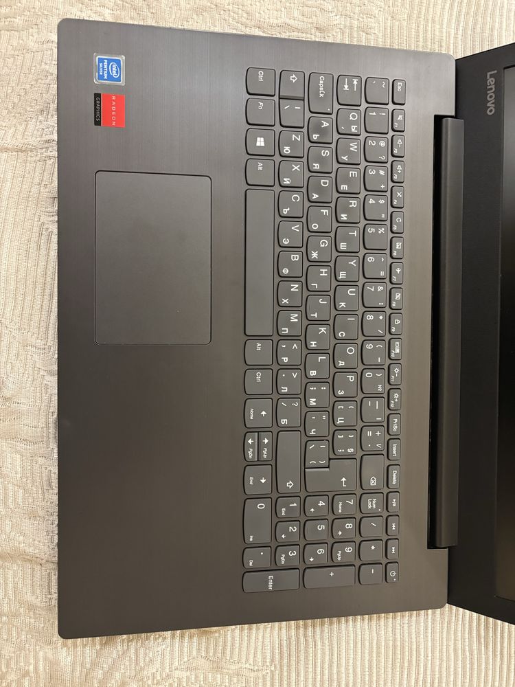 Лаптоп LENOVO нов!