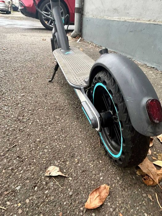Vând trotinetă electrică Aerium T350 Pro albastră