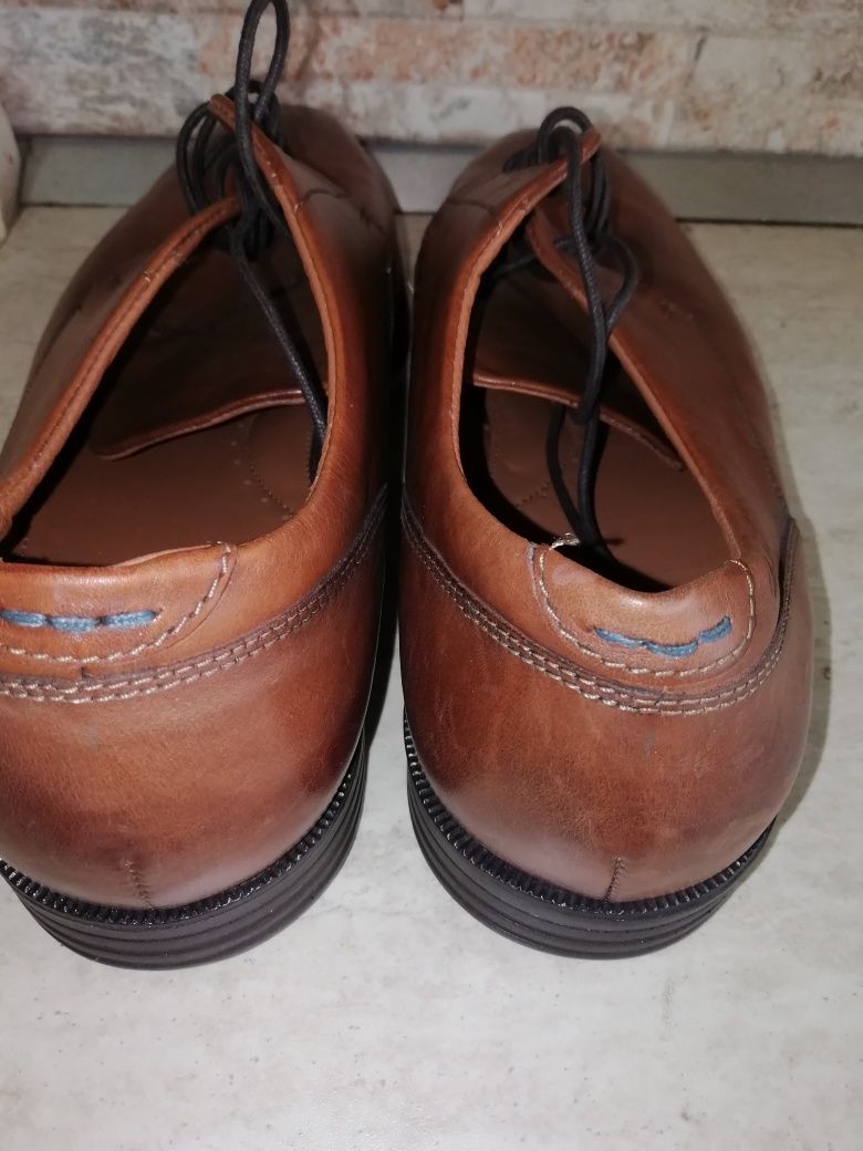 Обувки 44 clarks