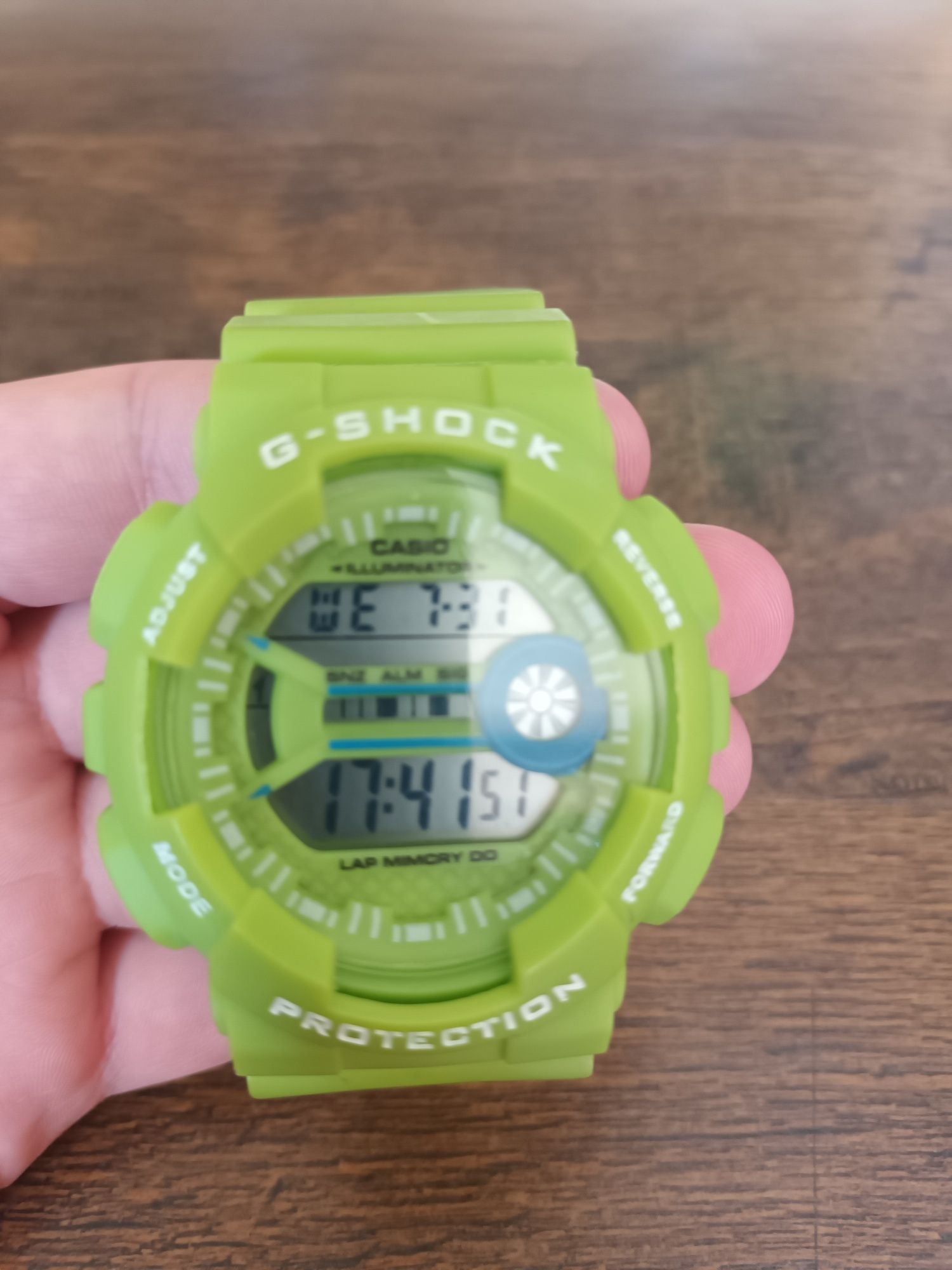 Часовник G - SHOCK цвят: Зелен