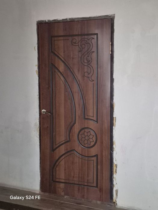 Продается двери 6 шт