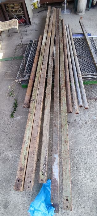 Țeavă metalică de gard patrat sau rotundă