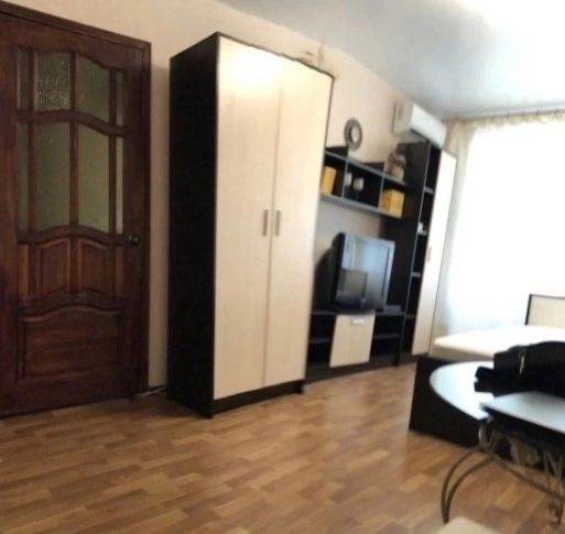 Сдам 2 комн квартиру