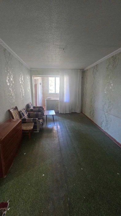 Метро Новза 2/4/5. Кирпичный дом, 2х6