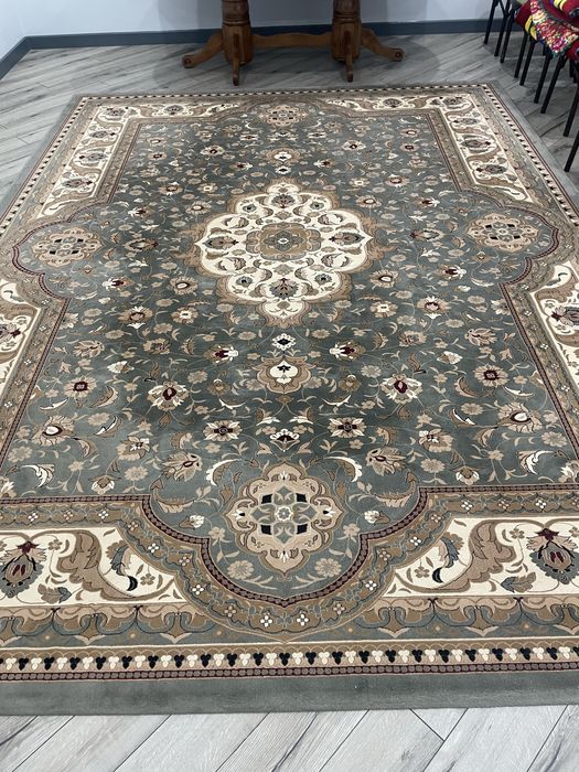 Продается ковер 1.5/3.5