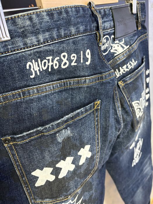 Blugi Dsquared2 model NOU marimea S