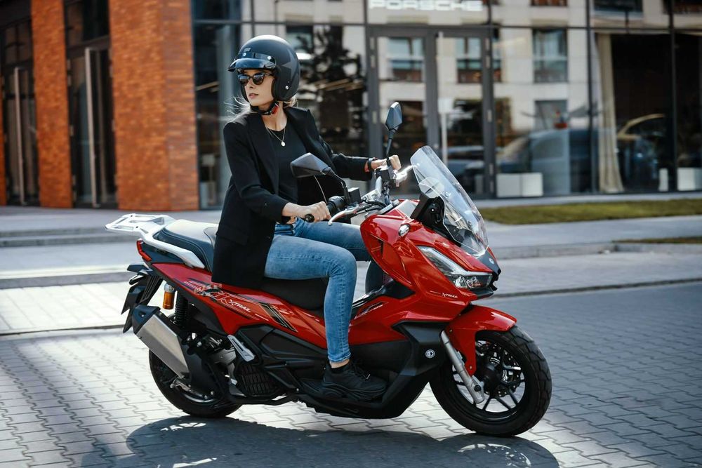 Scuter barton X-Trail ABS, camera video, TCS, 125cc (permis A1 sau B*)