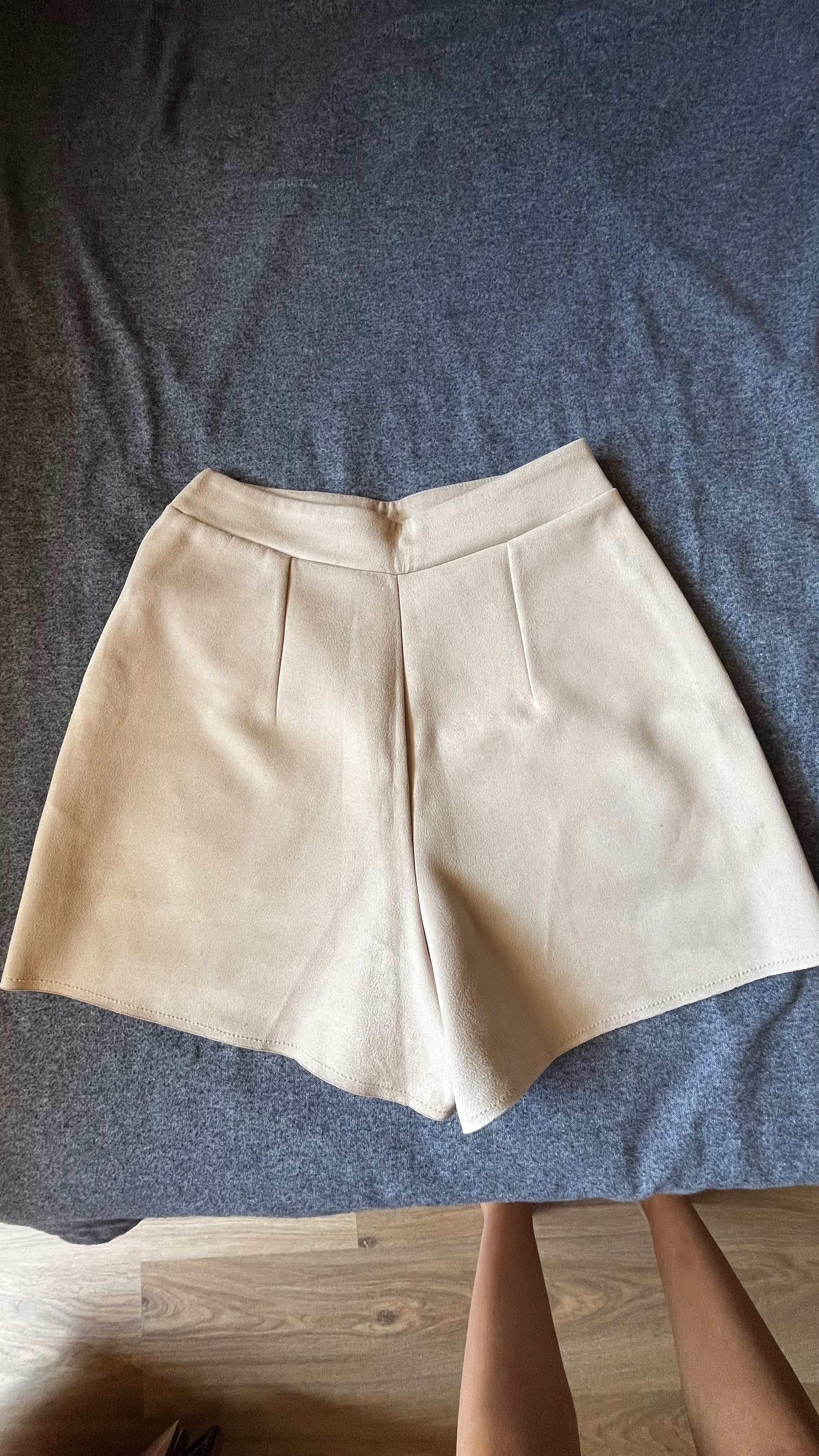 Къси панталони Zara