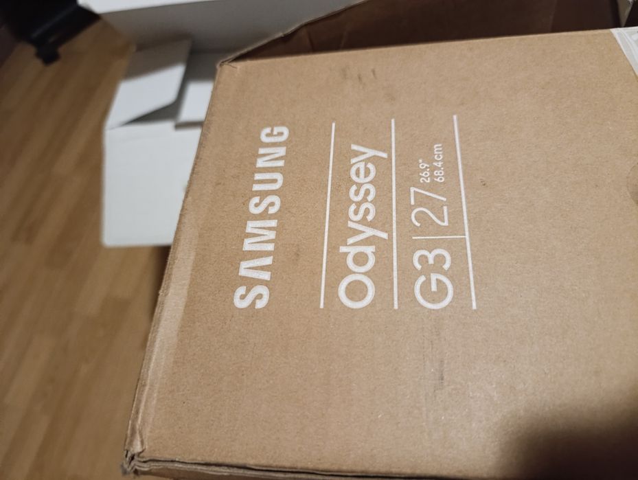 Samsung Odyssey G3 27 180hz