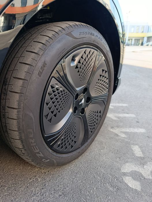 Voyah courage electro 4x4