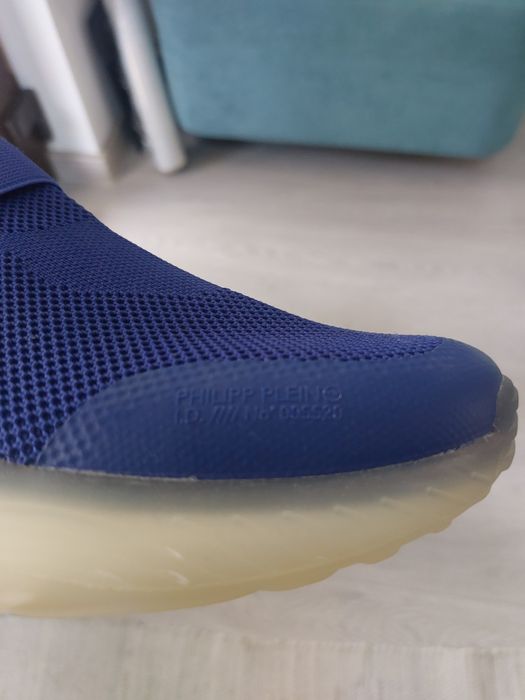 Vand adidasi philipp plein