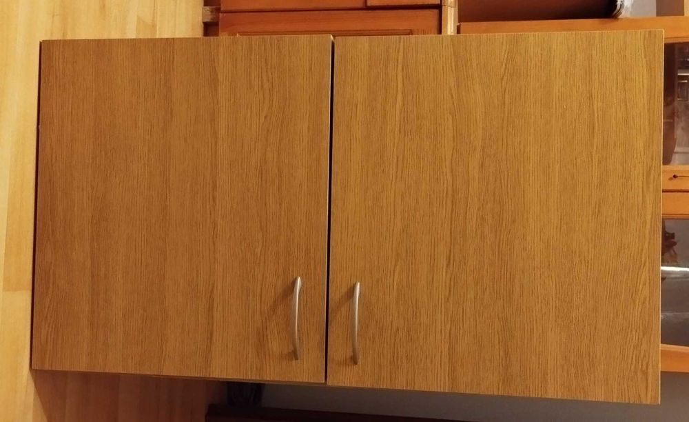 Продавам 2-крилен гардероб(рафтове+чекмеджета) с надстройка 240/90/60