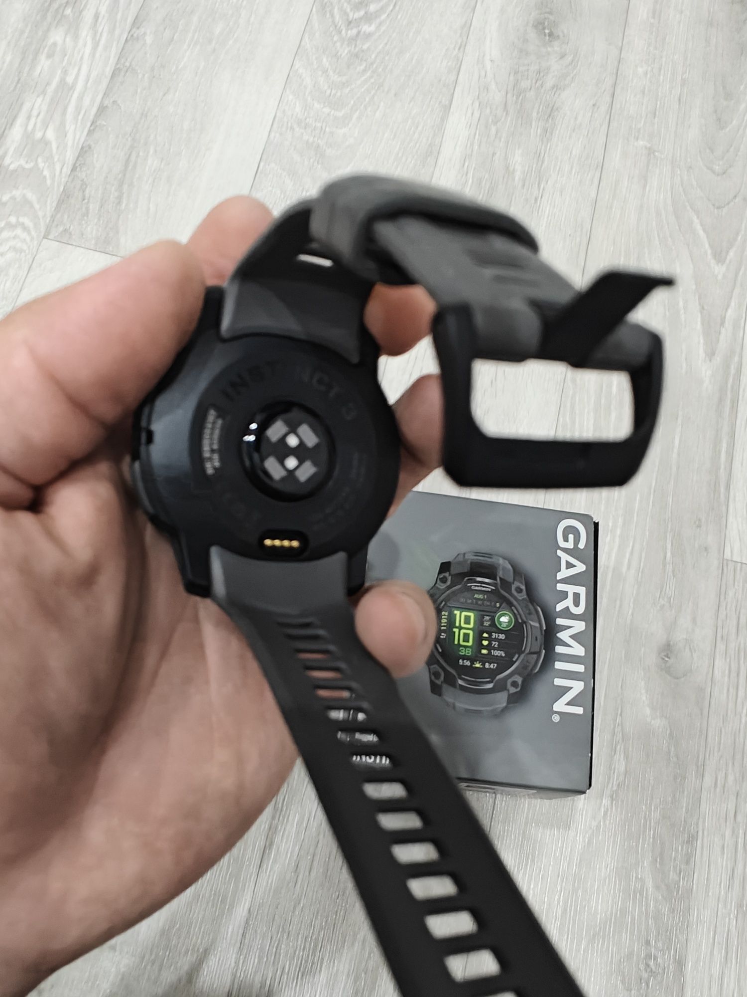 Garmin instinct 3 titanium 50mm amoled