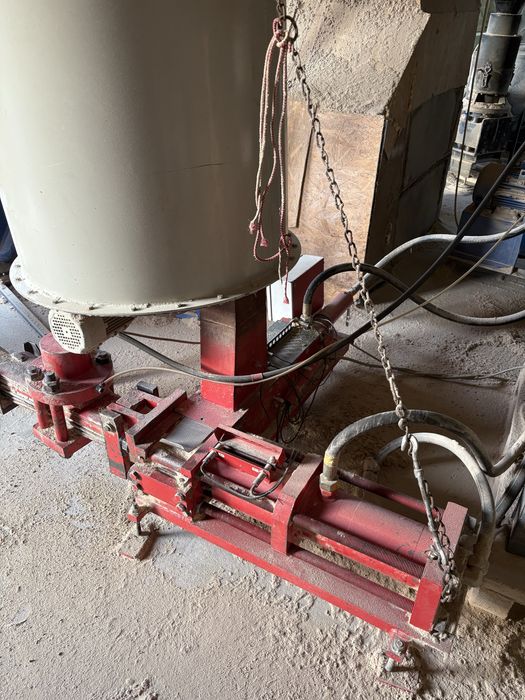 Presa brichete rumegus