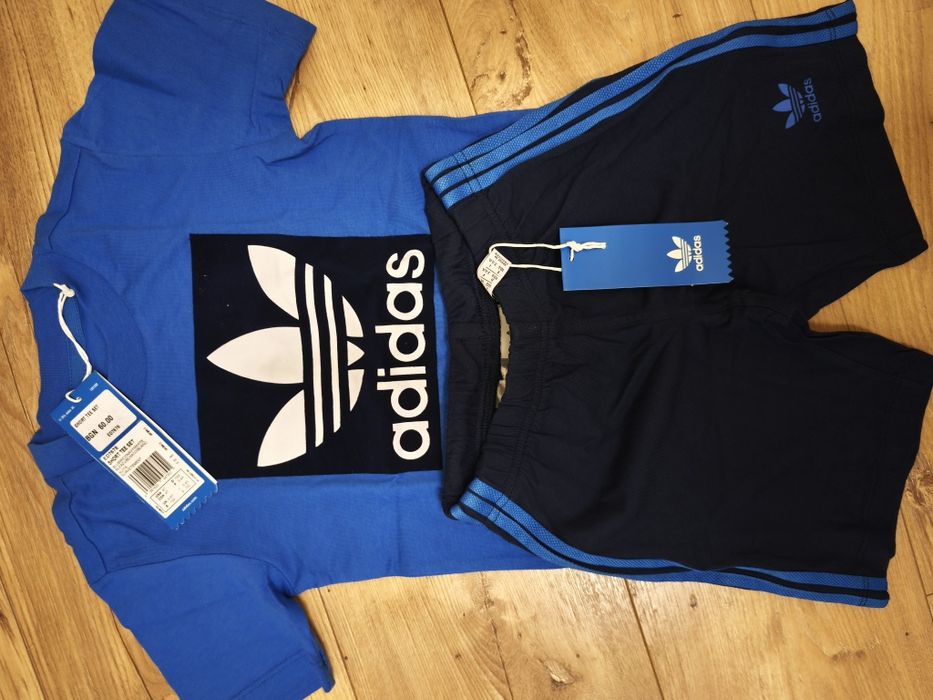 Adidas за момче нови