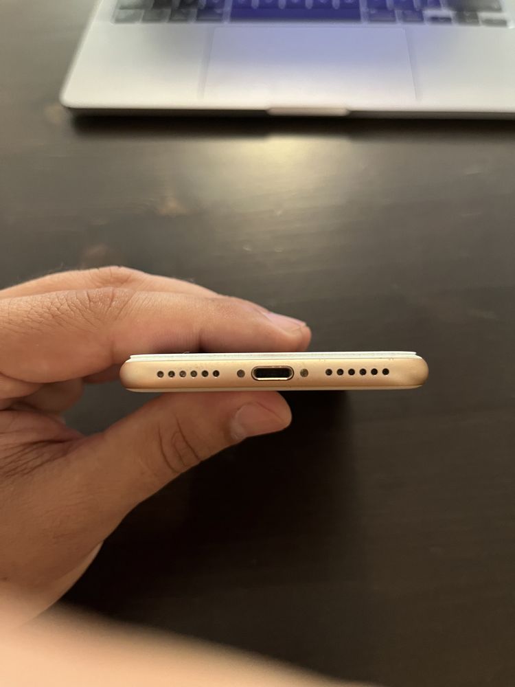 iPhone 8 gold pink 64 GB