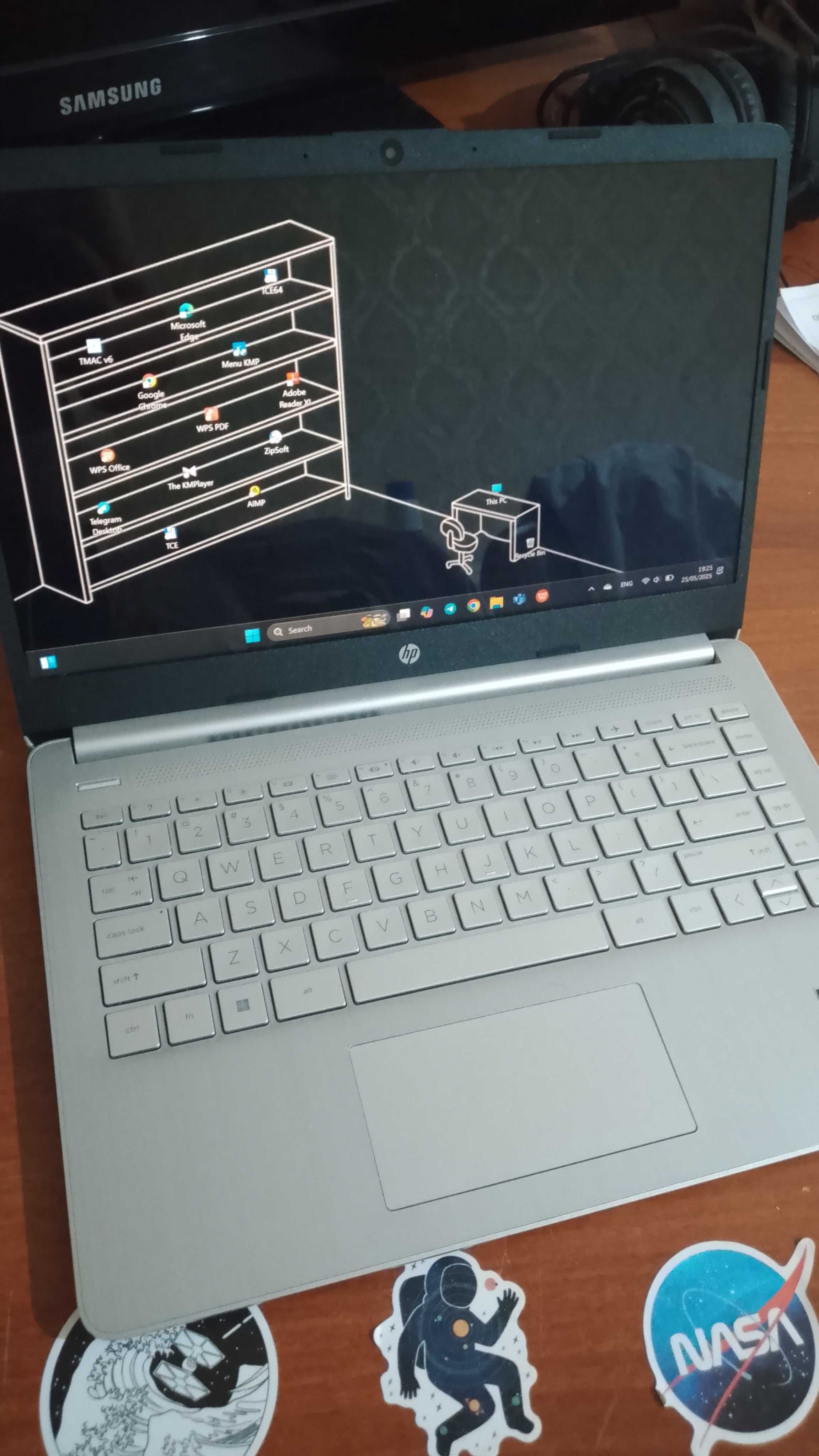 HP Laptop Ryzen 5500U power