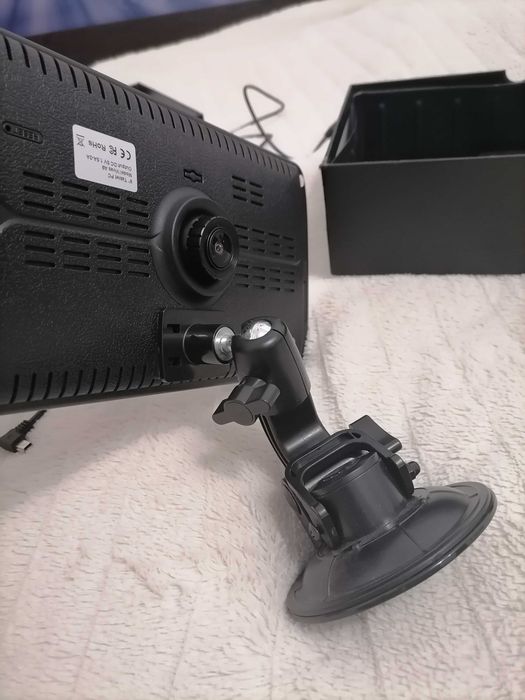 Навигация за кола/камион 9 инча с камера и андроид Vivas Allroad 9090