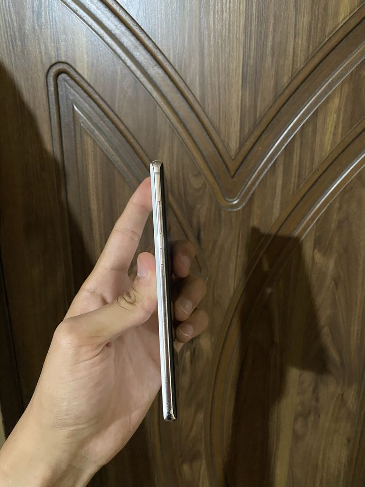 Samsung S10+ 8/512Gb
