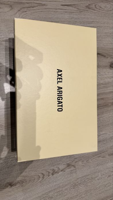 Axel Arigato Genesis