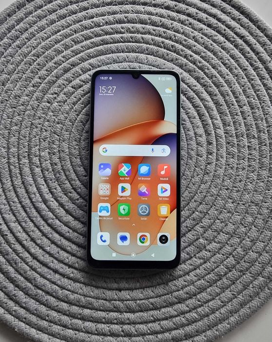 Xiaomi Redmi 13C in stare NOUA, Alb Glaciar, 128 GB, 6 GB RAM